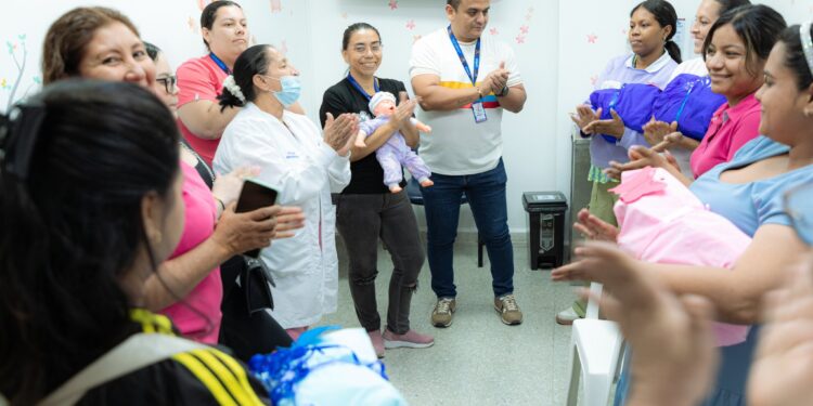 Fortalecen la atención a gestantes en el CAPS Juan Luis Londoño camino a la certificación IAMII