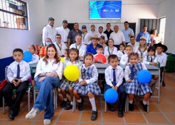 Destinan nuevos recursos para la adecuación de 100 instituciones educativas en el departamento