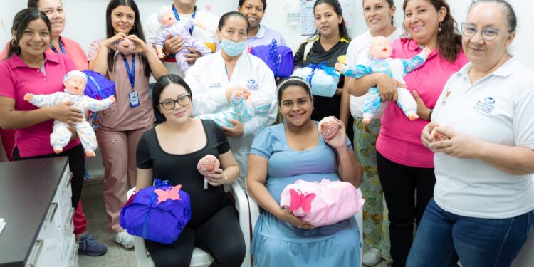 Fortalecen la atención a gestantes en el CAPS Juan Luis Londoño camino a la certificación IAMII
