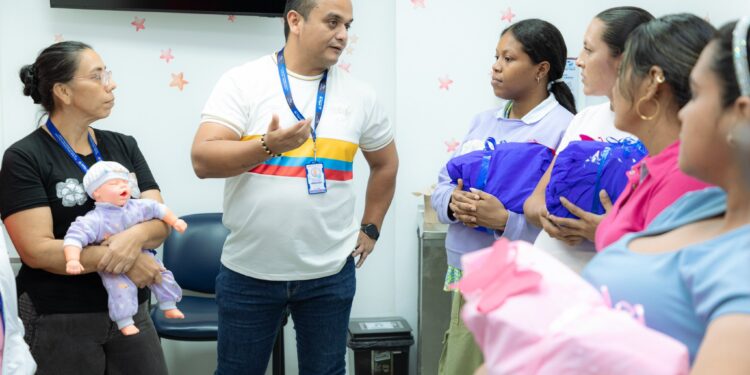 Fortalecen la atención a gestantes en el CAPS Juan Luis Londoño camino a la certificación IAMII