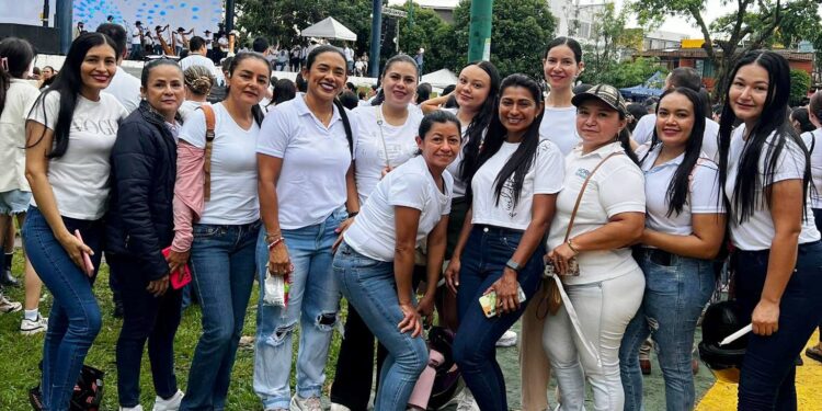 El HORO se unió a “Una luz por la vida” en un mensaje de paz y reconciliación