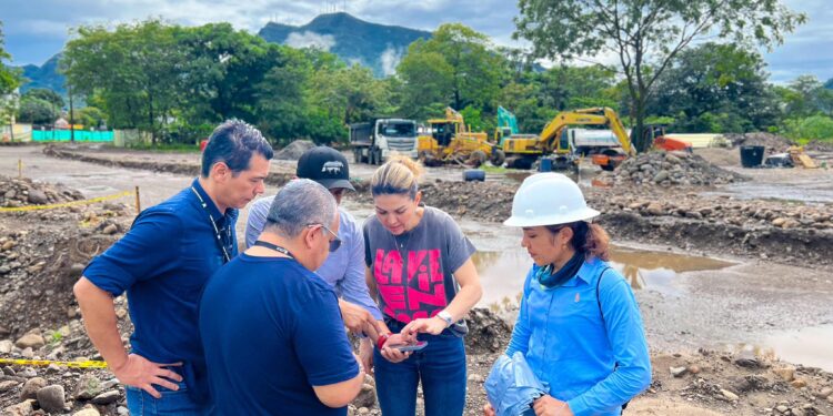 Secretaría de infraestructura de Yopal inspecciona puntos críticos tras fuertes lluvias
