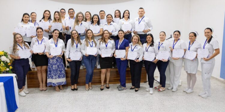 Equipo directivo de ESE Salud Yopal se certifica en liderazgo y competencias de investigación con UNISANGIL