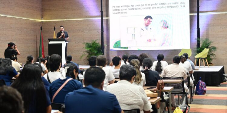 Segundo día del #ENDOTUR2025 en Yopal: Un espacio vital para la actualización en salud