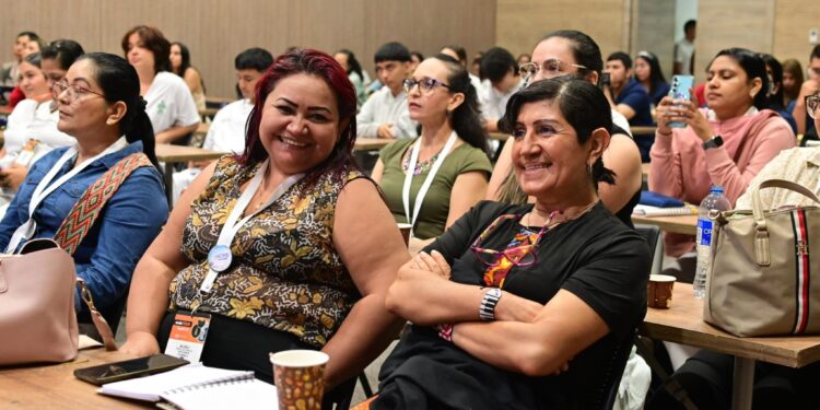 Segundo día del #ENDOTUR2025 en Yopal: Un espacio vital para la actualización en salud