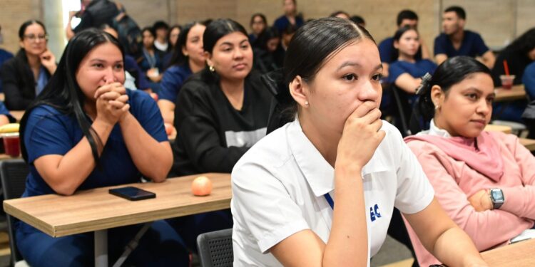 Segundo día del #ENDOTUR2025 en Yopal: Un espacio vital para la actualización en salud