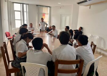 Secretarías de Educación logran acuerdos con personeros estudiantiles de Aguazul tras mesa de diálogo