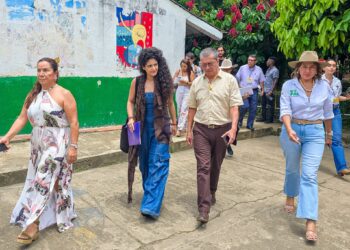 Ministra de las Culturas visitó Yopal y destacó el programa “Artes para la Paz” en la IE Lucila Piragauta