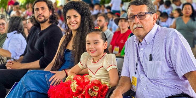 Ministra de las Culturas visitó Yopal y destacó el programa “Artes para la Paz” en la IE Lucila Piragauta