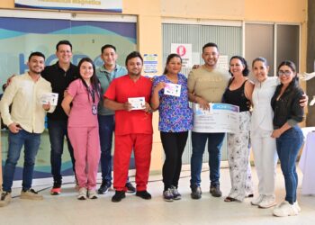 Colaborador del HORO gana el “Reto 90” al perder 13 kilos en tres meses