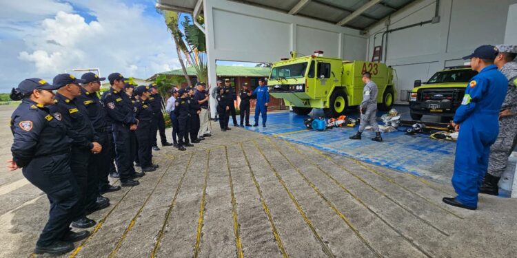 Grupo Aéreo del Casanare y Bomberos de Yopal fortalecen cooperación en atención de emergencias