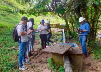 Acompañamiento técnico para optimizar el agua en Marroquín