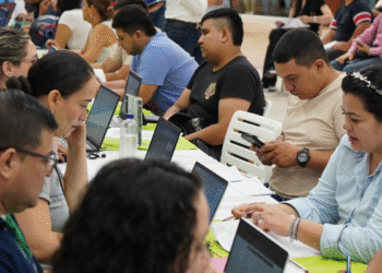 Asistencia masiva de ciudadanos a la feria ‘El Meta Emplea’ en Villavicencio