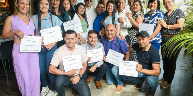 Alcaldía de Yopal rinde homenaje a su equipo de atención al ciudadano por su invaluable labor