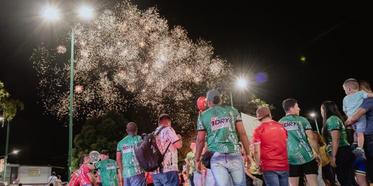 Alcalde Marco Tulio Ruiz se ‘lució’ con el alumbrado de la capital mundial del llanero: Yopal