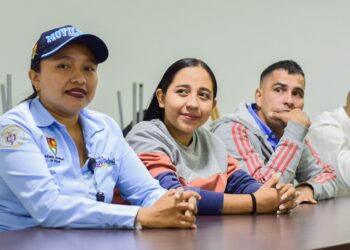 Capacitan a agentes y personal de movilidad de Yopal en «Movilidad con sentido humano»