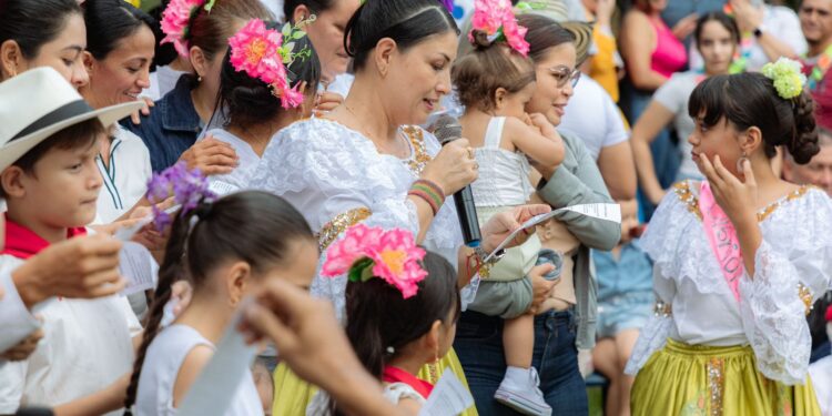 Tradición, cultura y valores en la Feria de las Colonias de la ESE Salud Yopal