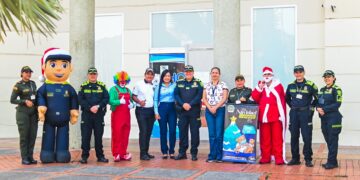 La Policía regional de Casanare lleva alegría a niños hospitalizados en navidad