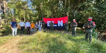 Menor de edad en poder del ELN entregado a comisión humanitaria en Saravena