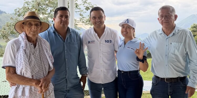 Candidato Álvaro Mariño del Centro Democrático #103 visitó Monterrey