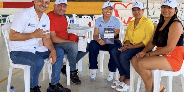 Candidato Álvaro Mariño del Centro Democrático #103 visitó Monterrey