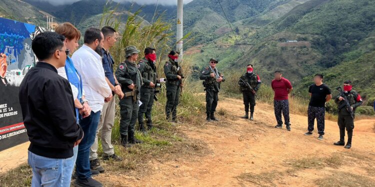 Ministro de Defensa Nacional advierte que aún hay 9 uniformados y 2 funcionarios del CTI secuestrados en Colombia