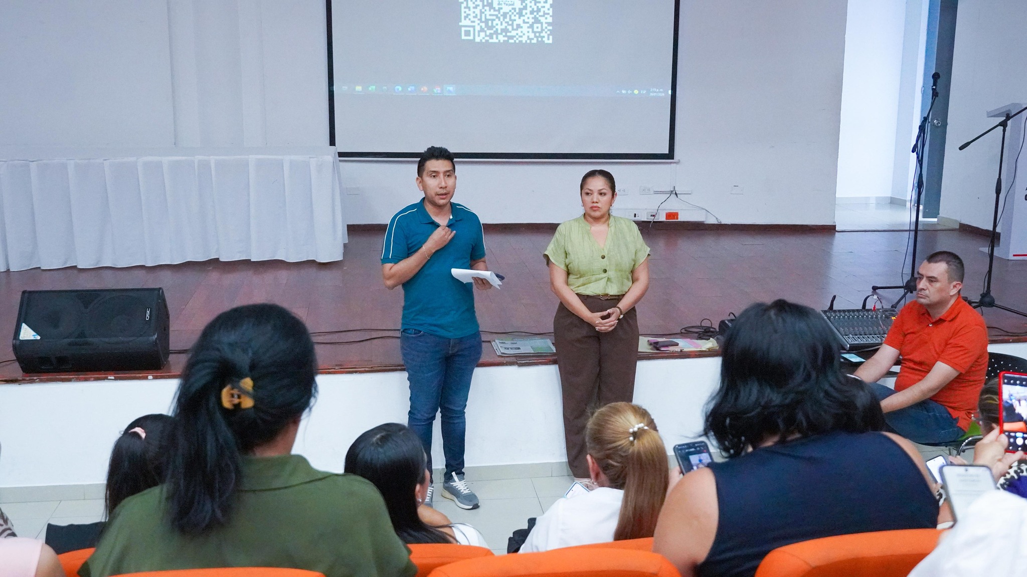 Docentes de apoyo se capacitan para fortalecer la educación inclusiva ...