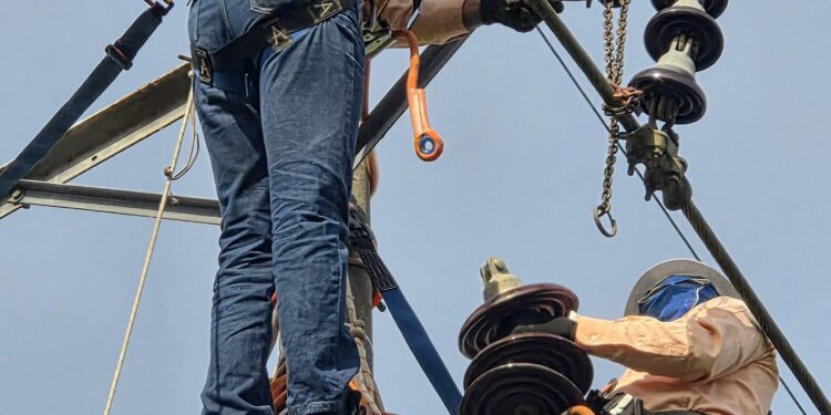 Concluyen trabajos de mantenimiento en la línea Caño Limón–Cravo Norte