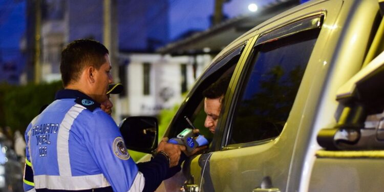 Alcaldía de Yopal y sus agentes de tránsito realizan puestos de control de alcoholemia en distintos puntos de la ciudad