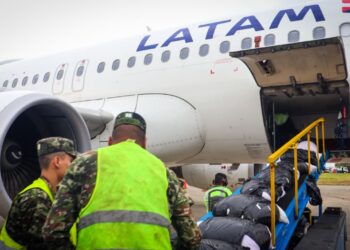 Envían más de seis toneladas de arroz como ayuda humanitaria al archipiélago de San Andrés, Providencia y Santa Catalina