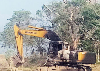 Fue incinerada maquinaria pesada perteneciente a la empresa Trinex, en la vereda San Rafael de Morichal, la noche anterior