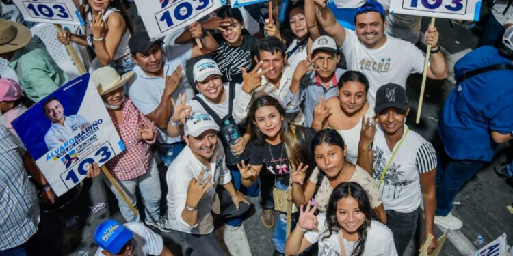 Álvaro Mariño cierra campaña en Paz de Ariporo enfocándose en propuestas locales