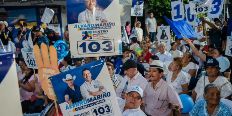 Álvaro Mariño cierra campaña en Paz de Ariporo enfocándose en propuestas locales