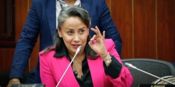 La senadora Sonia Bernal se despide del Senado: Un balance de logros y desafíos