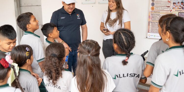 Innovación y ciencia se toman Arauca en feria de vocaciones científicas