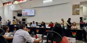 Se llevó a cabo mesa de trabajo técnica edl proyecto de vivienda «Torres de San Salvador»