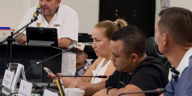 Se llevó a cabo mesa de trabajo técnica edl proyecto de vivienda «Torres de San Salvador»