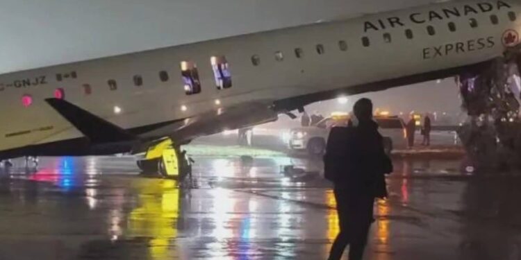Tragedia en pista: avión colisiona con vehículo de emergencias en Nueva York