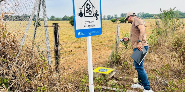 Gobernación de Casanare realiza visita técnica en Villanueva para garantizar calidad en el servicio de gas natural domiciliario
