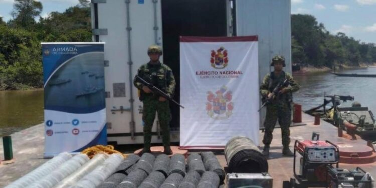 Ejército Nacional asesta contundente golpe a estructuras criminales dedicadas a la explotación ilícita de yacimientos mineros en Guainía
