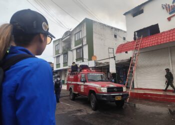 Incendio en una bodega del supermercado Salamanca en Paz de Ariporo