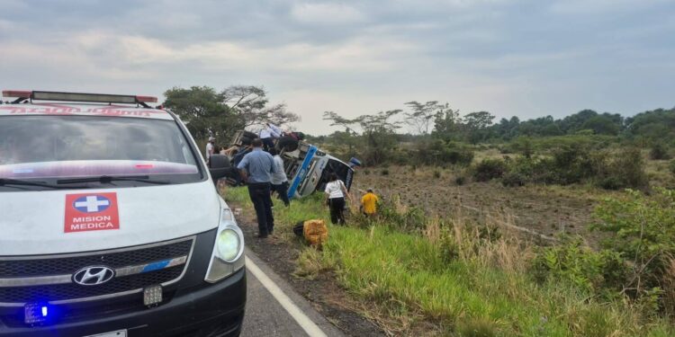 Se accidenta bus de transporte en el Piedemonte Araucano