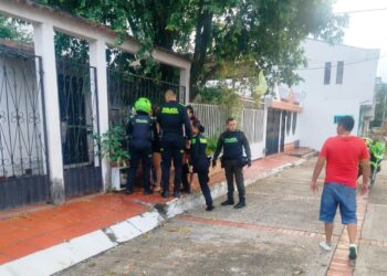 Taxista es apuñalado por tres mujeres; fueron capturadas tras persecución en Yopal