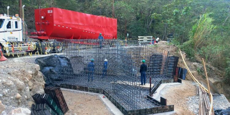 Le meten mano a tres puntos críticos en el río Cravo Sur: protegen vía, puente y comunidades ante las lluvias