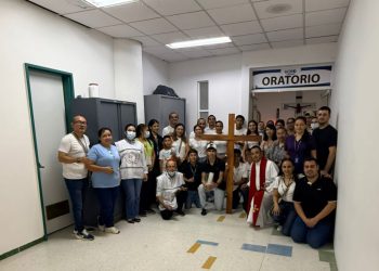 HORO celebró el viernes santo con viacrusis en sus servicios