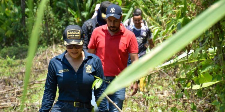 Alcalde de Arauca supervisa obra de Jarillones en la Vereda La Yuca