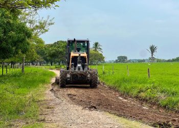 Vereda La Defensa recupera movilidad en su vía de acceso