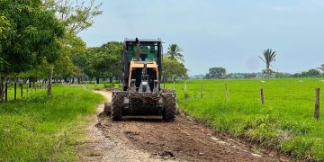 Vereda La Defensa recupera movilidad en su vía de acceso