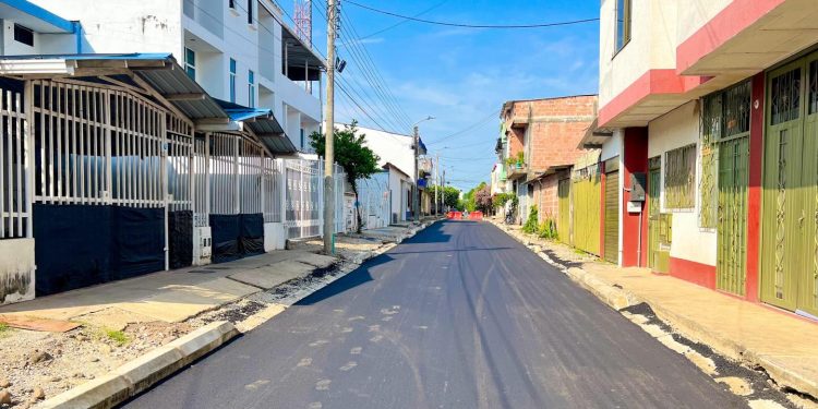 Alcaldía avanza con la pavimentación de la calle 23a en Yopal