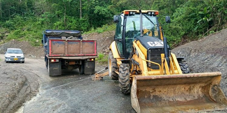 Se registró deslizamiento de material en el sector El Volcán, afectando parcialmente la movilidad hacia Támara